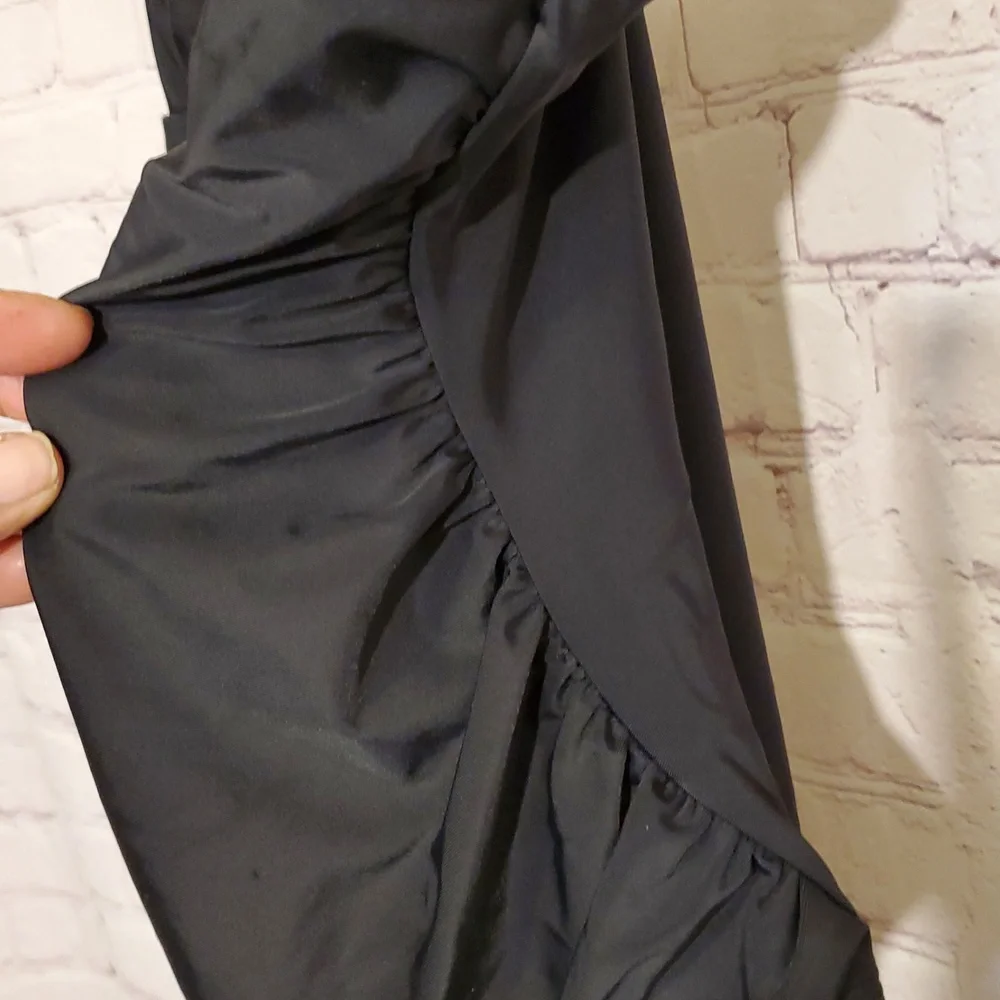 NWT Cupshe Elegant Black Shirring One Piece Swimsuit - Picture 3 of 7